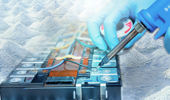 利元亨欧洲团队成功开发符合欧洲标准的EOL测试系统,获得首个欧洲客户订单!