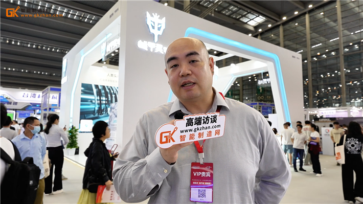 越甲靈動(dòng)YJ30與YJ30 Max兩大系列四足巡檢機(jī)器狗亮相CITE 2026